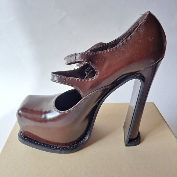 Louis Vuitton Runway Brown Leather Mary Jane Platform Pumps Size 37 / US 7 - Picture 5 of 16